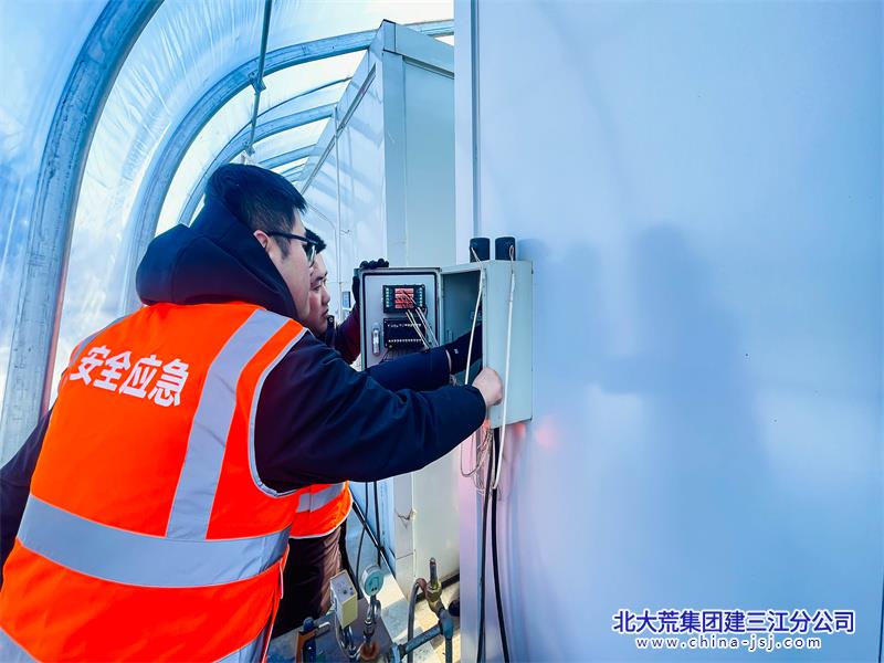 勤得利农场有限公司:田间备耕忙 尽显“科技范” (5).jpg