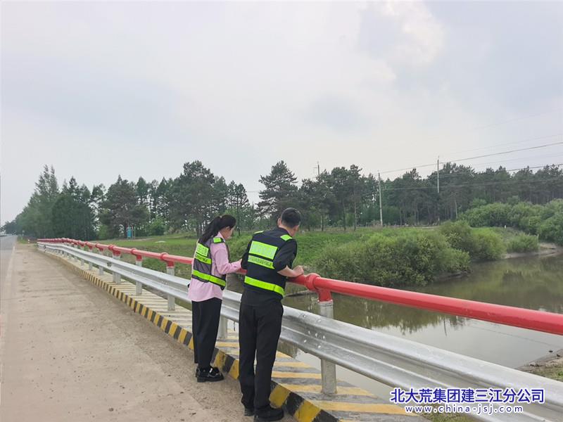 桥梁检修 (2).jpg