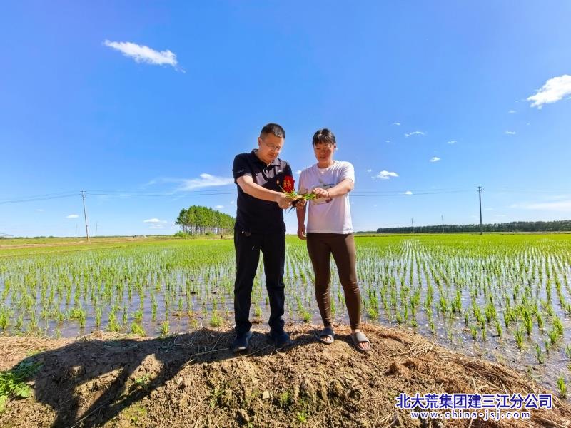 558c2b6bd2770bc3959ea8e8726a9ecf_副本.jpg 558c2b6bd2770bc3959ea8e8726a9ecf_副本.jpg