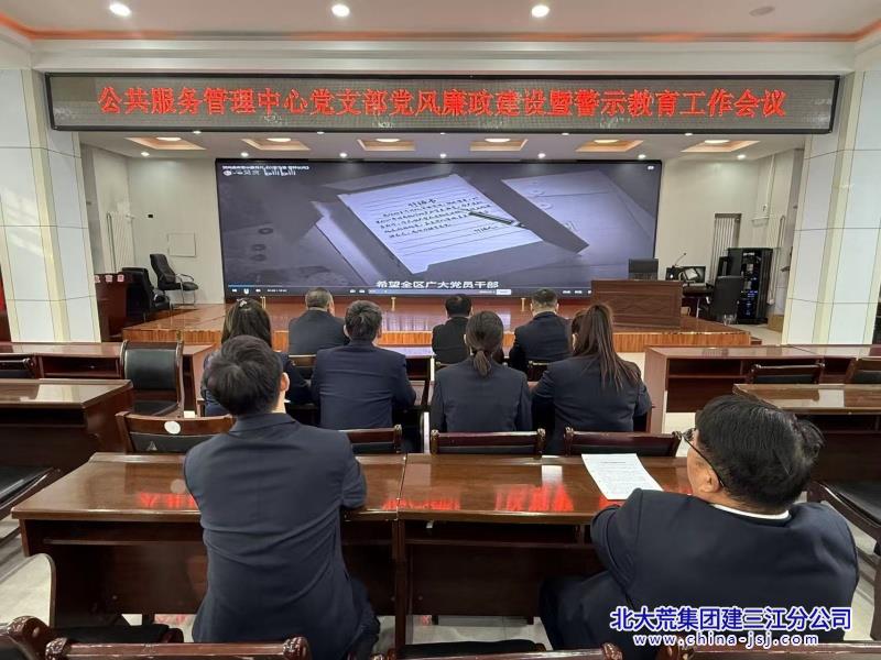 579ad9cbcd963bbef787cf8d5a44da46.jpg 579ad9cbcd963bbef787cf8d5a44da46.jpg