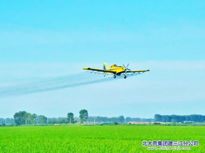 e724309ded5a605a13bf12dc6e2b372b_副本.jpg