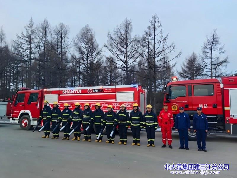 八五九森林防火队伍(1).jpg 八五九森林防火队伍(1).jpg